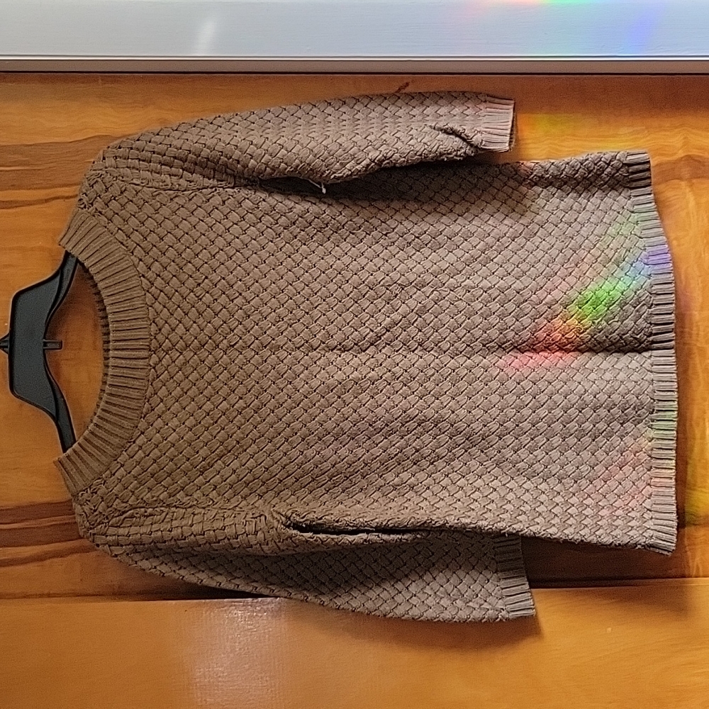 Brown sweater